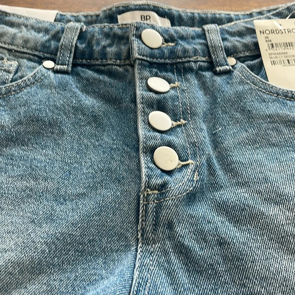 NWT BP Shorts Blue Denim High Rise Distressed Raw Fringe Hem Size 26 Button Fly - Picture 2 of 11